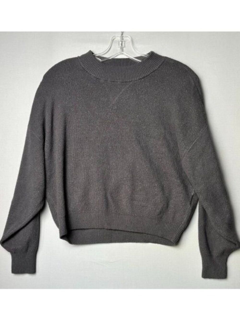 Abercrombie & Fitch Women's M Gray Cropped Oversized Crewneck Knit Sweater